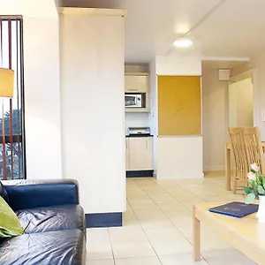 Hotel Hall